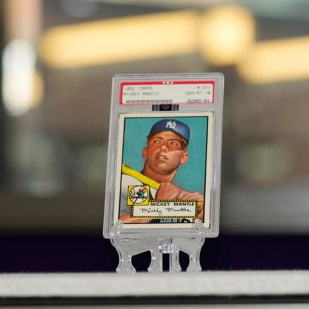 mickey mantle baseball card